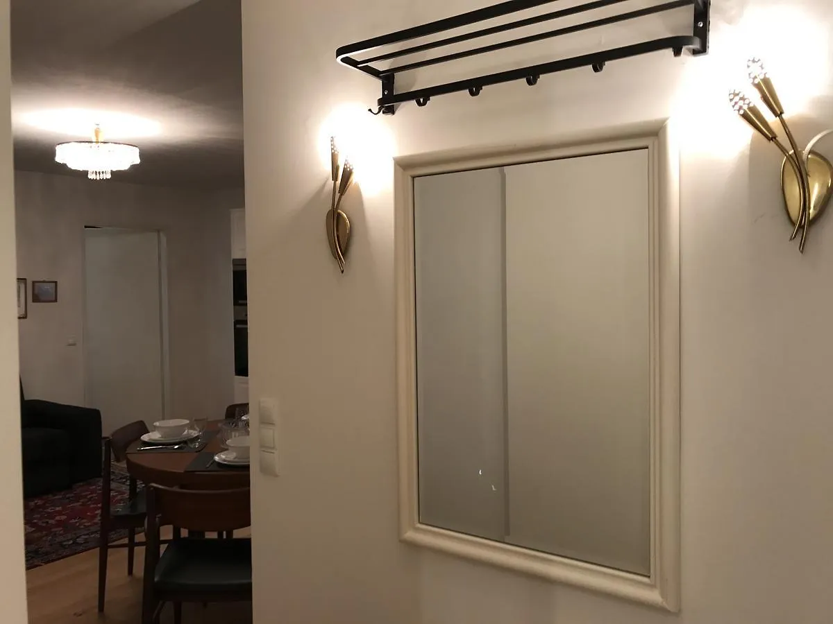 Premarental Apartment 1 فيينا 0*,