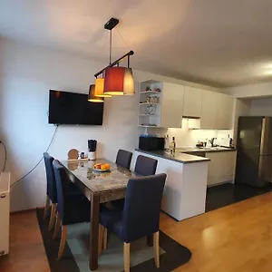 Wiener Maisonette Mit Terrasse Viena