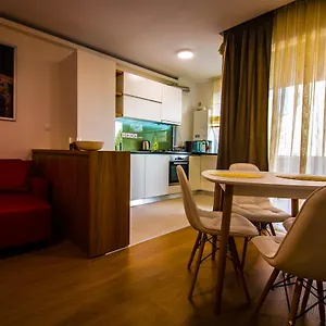 https://top-trio-residence.bucharesthotelsnow.com