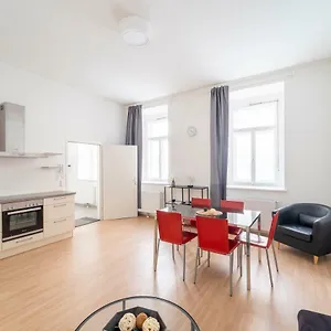 Apartment Easy Flat Starhemberg County, Vienna